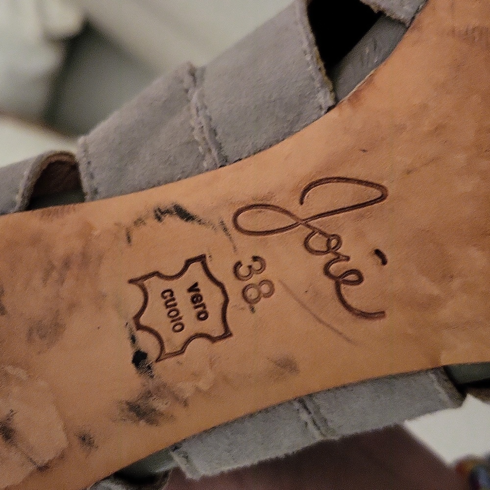 Joie Heel Grey suede lace-up gold tone - Picture 2 of 3